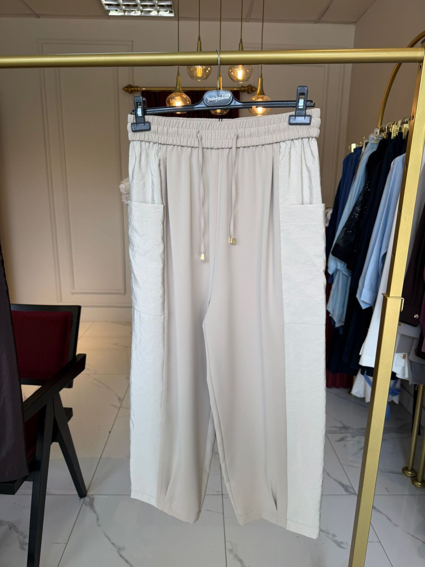 Paraşüt Detaylı Pantolon (Bej)
