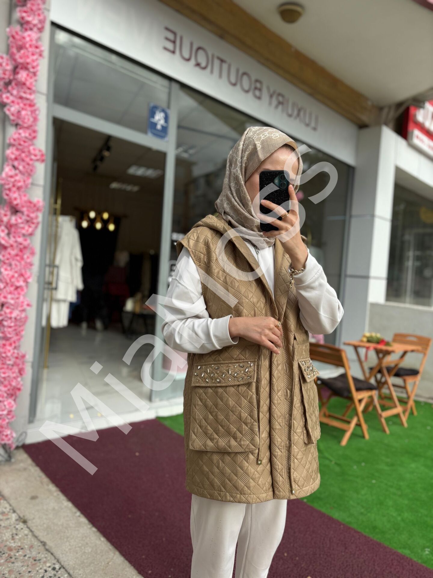 Taş Yelek 2