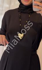 Saten İp Gold Biye Detay Bombeli Desenli Kalp Figür Marka Model Kolye (130 Cm)