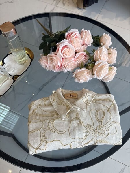 Gold İşlemeli Keten Gömlek