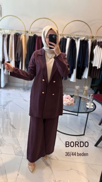 Gold Düğmeli Ceketli Takım Bordo