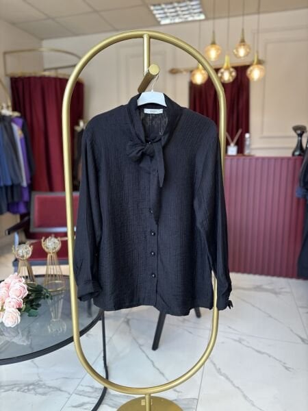 Fular Detaylı Gömlek Siyah