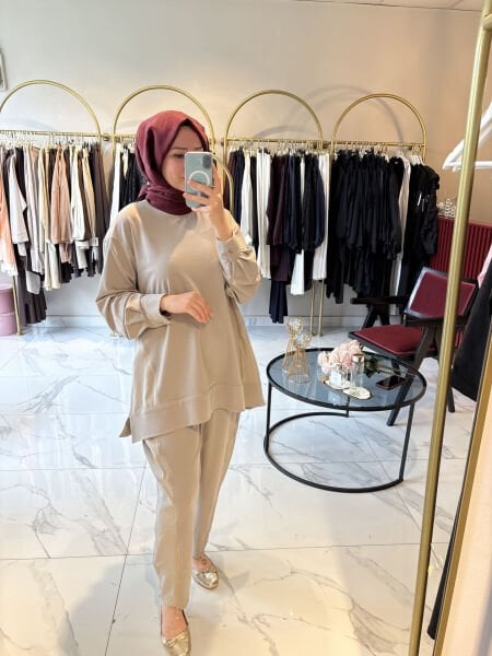 Paraşüt kumaş detaylı spor takım bej